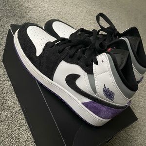 Purple black & white Jordan 1